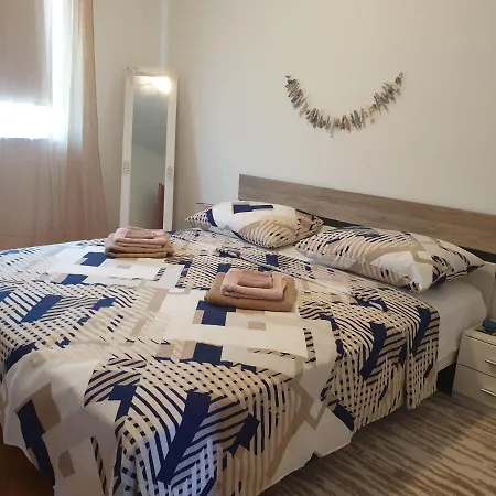 Apartment Boomerang Ražanac Exterior foto